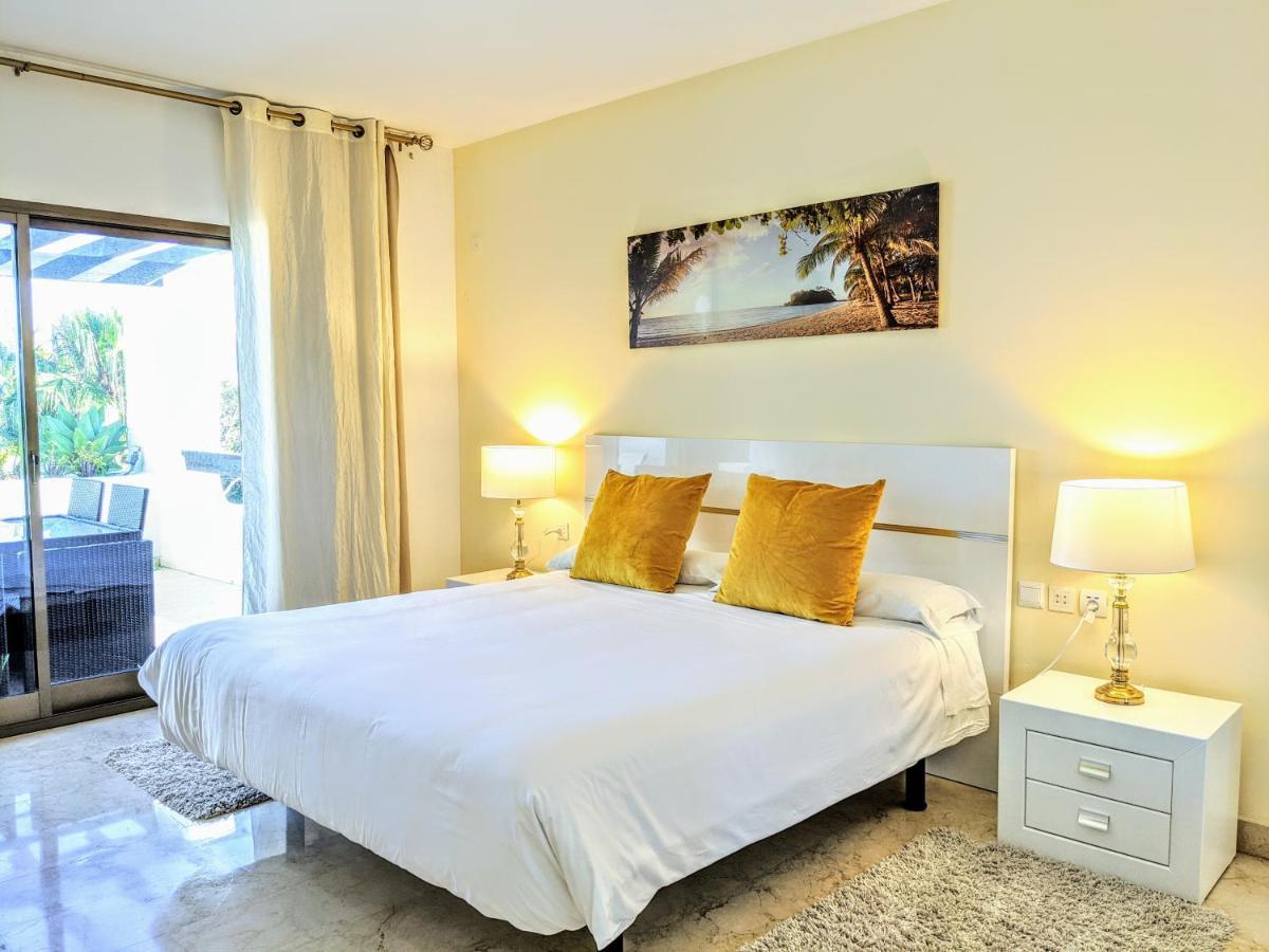 Coral Beach Aparthotel Marbella Ngoại thất bức ảnh