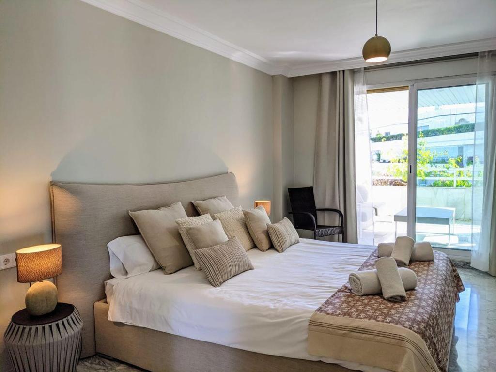 Coral Beach Aparthotel Marbella Ngoại thất bức ảnh