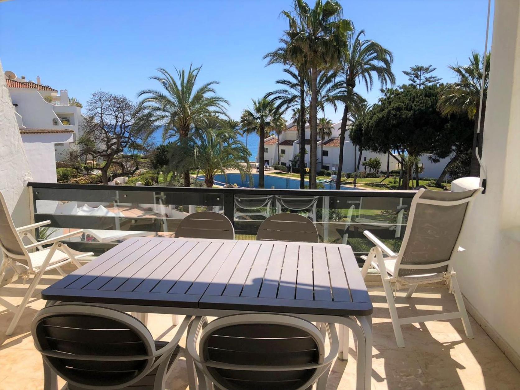 Coral Beach Aparthotel Marbella Ngoại thất bức ảnh